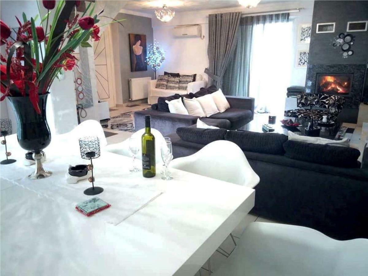 Greek Hospitality 2 Apartment Athena Bagian luar foto