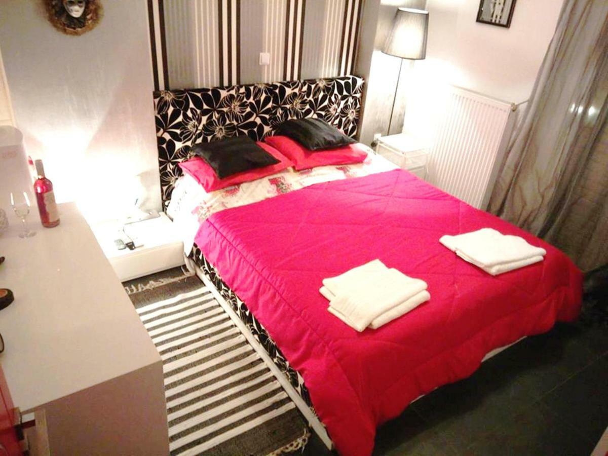 Greek Hospitality 2 Apartment Athena Bagian luar foto
