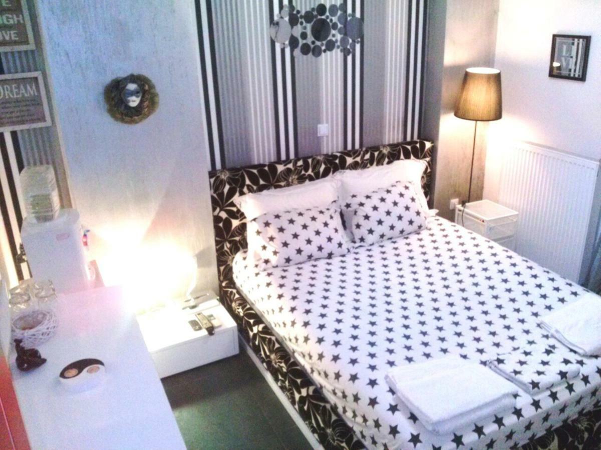 Greek Hospitality 2 Apartment Athena Bagian luar foto